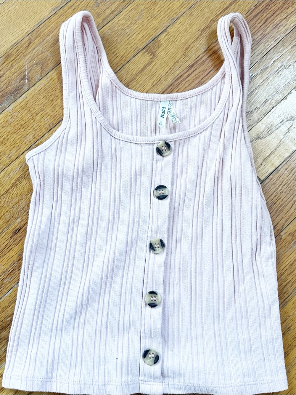 Two Woven Ribbed Button-Front Tanks - Picture 5 of 8